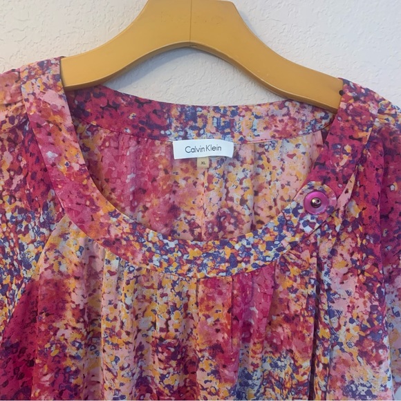 Calvin Klein Flowy top size XL - Picture 4 of 12